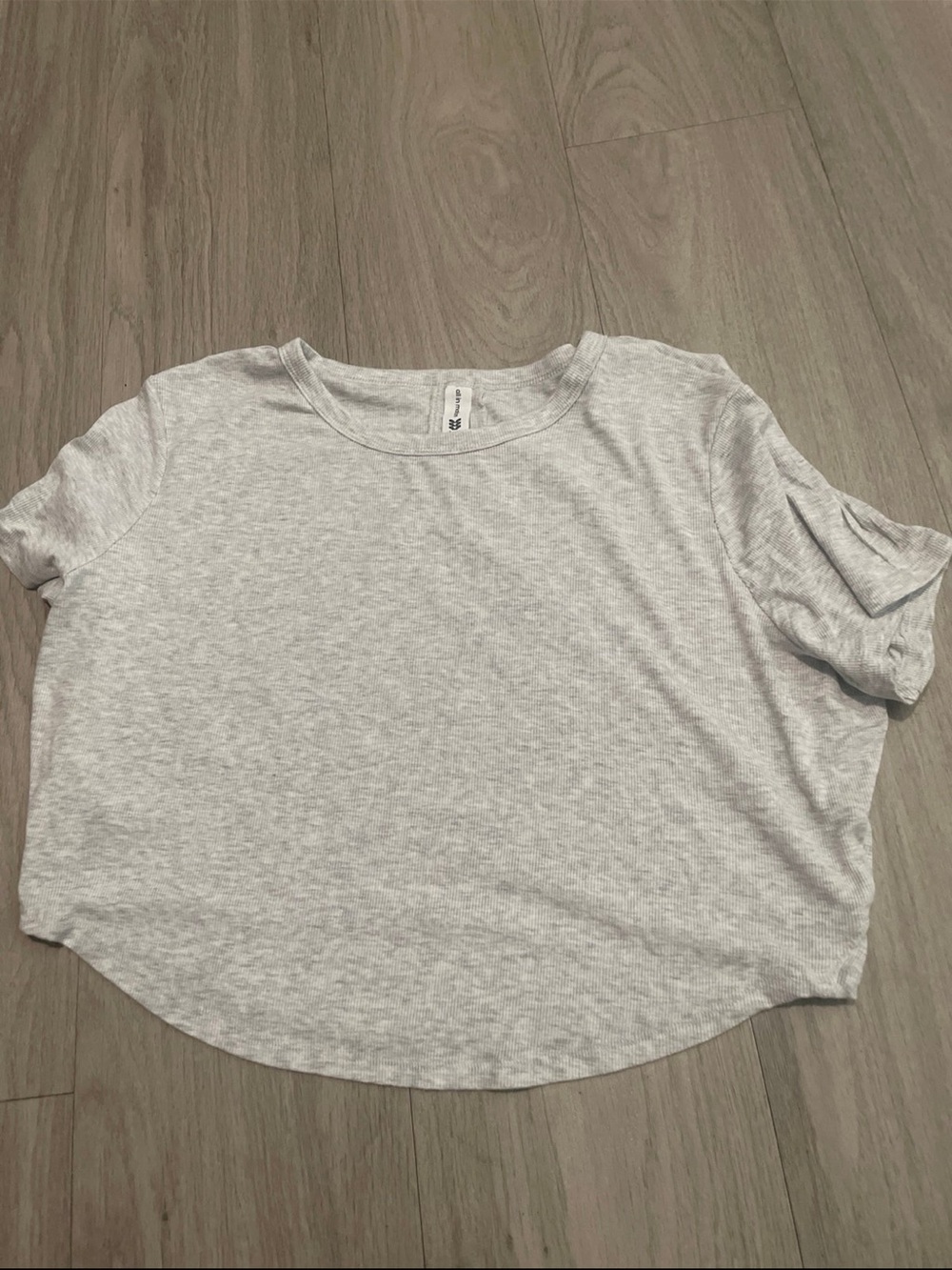 all in motion Light Heather Gray Short Sleeve Tee - Picture 1 of 3